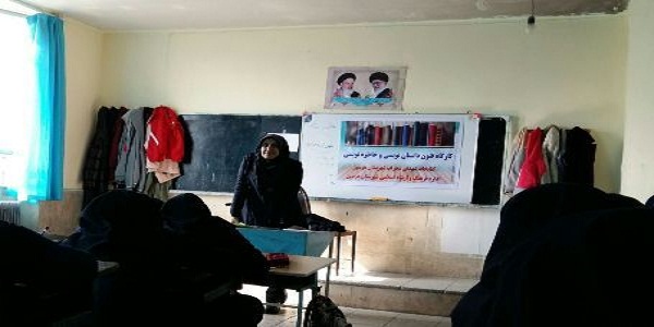برگزاری کارگاه فنون داستان نویسی در مدرسه راهنمایی فاطمیه هرسین