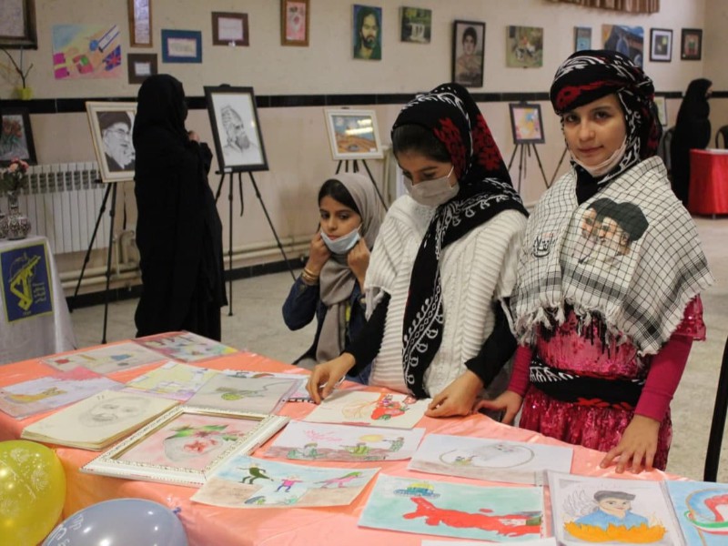 افتتاح نمایشگاه هنرهای تجسمی در هرسین
