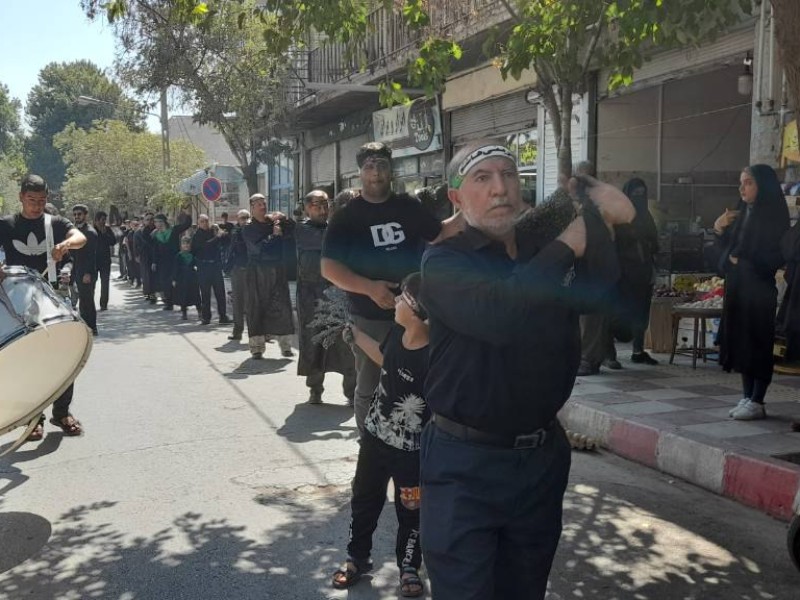 مراسم تاسوعای حسینی در هرسین برگزار شد مراسم تاسوعای حسینی در هرسین برگزار شد