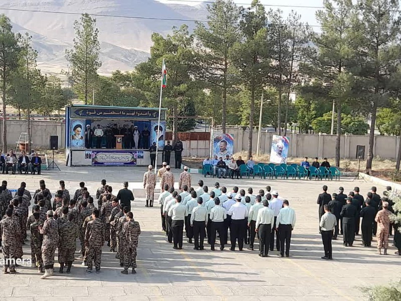 برگزاری مراسم صبحگاه مشترک نیروهای مسلح در سپاه ناحیه هرسین+تصویر