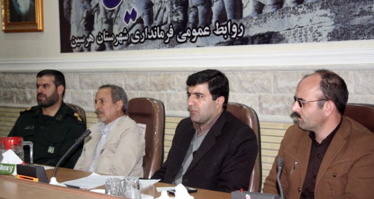  گله مندی از مدیران شهرستان در عدم اتمام برخی پروژهای عمرانی سال93/اختصاص بی سابقه 25میلیارد اعتبار فرصت خوبی برای مدیران در انجام پروژه ها بود