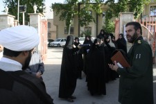  اعزام 44نفر از مدیران و معلمان مدارس هرسین به مناطق عملیاتی غرب کشور