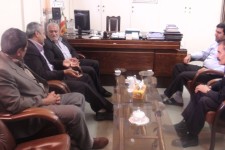 جلسه بحث و بررسي مشكلات راه اندازي كارخانه كاغذ غرب در هرسین/یاور محمدی: اعلام آمادگی شرکت هلدینگ پتروشیمی برای خریداری و راهاندازی کارخانه کاغذ/ مهمترين مشكل جوانان هرسين بيكاري است 