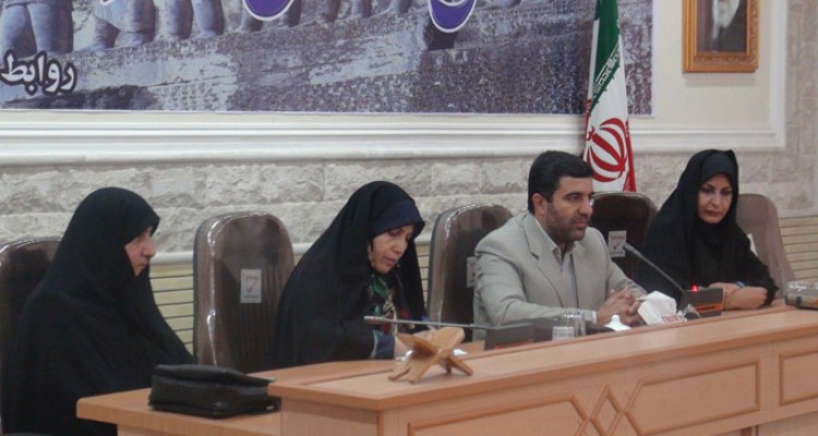 برگزاري كارگروه زنان و خانواده  در هرسین/یاور محمدی: حضور زنان توانمند در صحنه هاي سياسي و اجتماعي جامعه باعث موفقيت خواهد شد