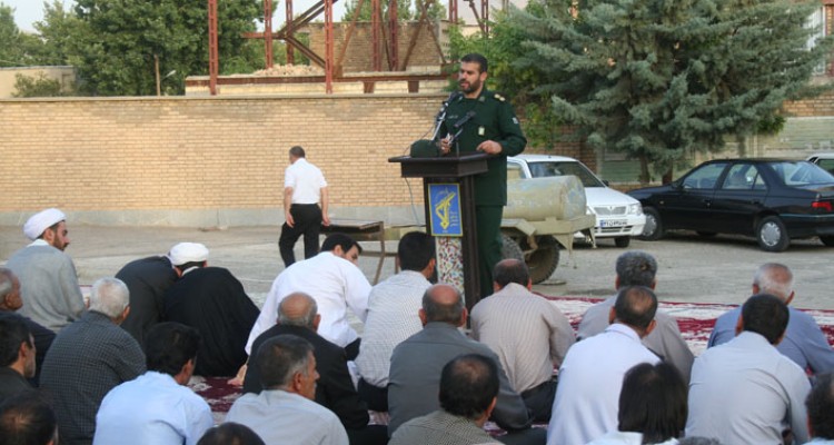 دومین گردهمایی بزرگ رزمندگان و پیشکسوتان عرصه جهاد و شهادت در هرسین برگزار شد+تصویر