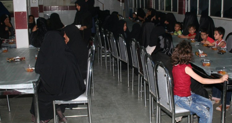 ضیافت افطاری 450نفر از مددجویان تحت حمایت بهزیستی شهرستان هرسین