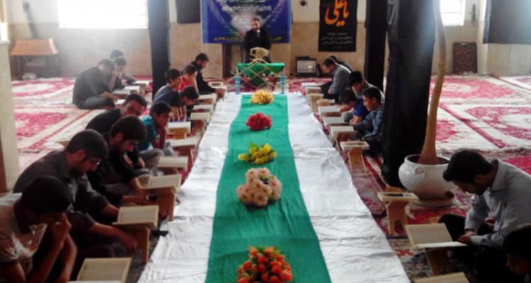 مراسم محفل انس با قرآن کریم در امام زاده مهدی (ع)هرسین