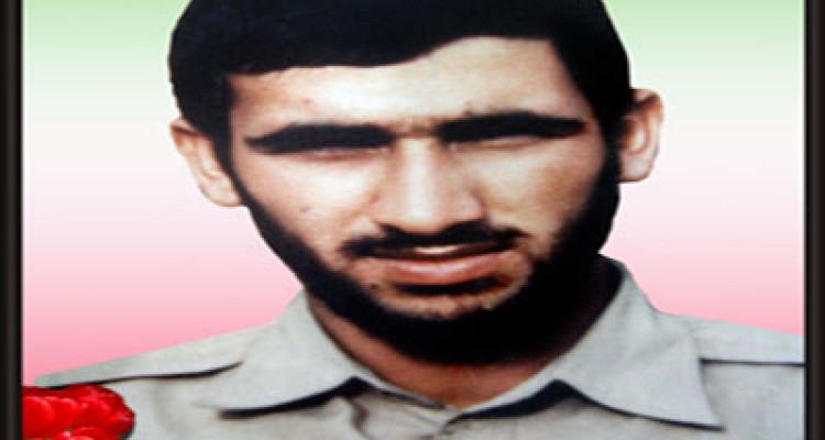 نگاهی به زندگی شهید محمدرضا عزیزی/ رزمنده 17 ساله ای که در مرصاد جلوی نفاق ایستاد