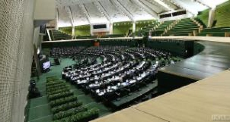 موافقت نمایندگان با بررسی اولویت‌دار طرح الحاق یک تبصره به ماده 17 قانون تعیین تکلیف استخدام معلمان حق التدریسی