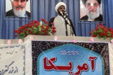 انتظار مردم از دولتمردان انجام وظیفه و اجرای قانون است/ برداشتن تحریم ها نشان دادن یک در باغ سبز و سرابی بیش نیست/ دشمن آرزوی نفوذ در ایران را به گور خواهد برد