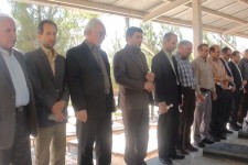 عطر افشاني و گلباران مزار شهداي شهرستان هرسين به مناسبت هفته دولت 