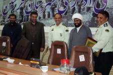 مراسم تودیع و معارفه فرمانده نیروی انتظامی شهرستان هرسین/ سرهنگ مرزبانی:امروز توسعه در هر زمینه ای مستلزم امنیت است