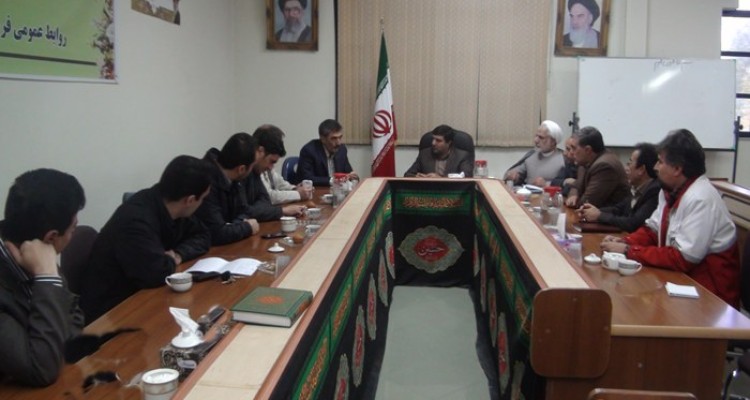 جلسه بررسی  مشكلات حوزه ورزش شهرستان هرسین/یاور محمدی: سوق دادن مردم به سمت ورزش های گروهی در بهبود سلامت روانی خانواده موثر است