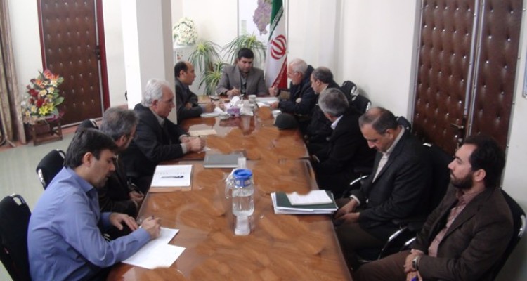 لزوم ایجاد یک مرکز توانبخشی سالمندان در هرسین /آماره ها حکایت از کاهش ازدواج و افزایش طلاق در شهرستان دارد 