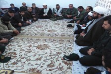 دیدار بسیجیان هرسین با امام جمعه شهرستان/حجت الاسلام باقری:بسیج برگرفته از مکتب امام خمینی(ره) است
