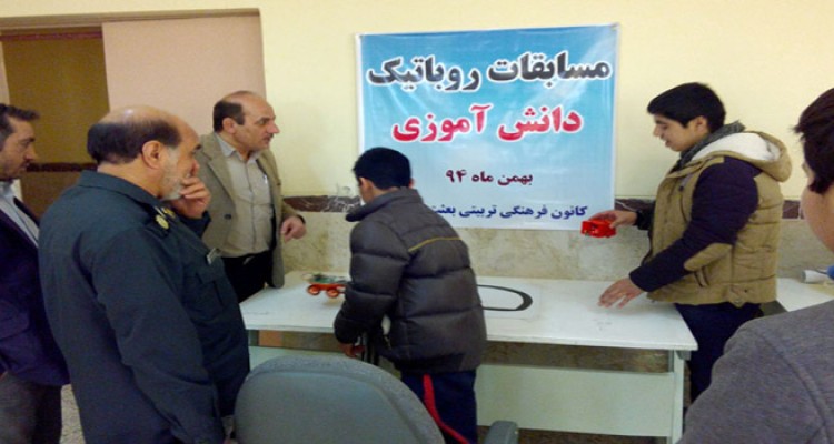 برگزاری اولین مسابقه رباتیک دانش آموزی در هرسین+تصویر