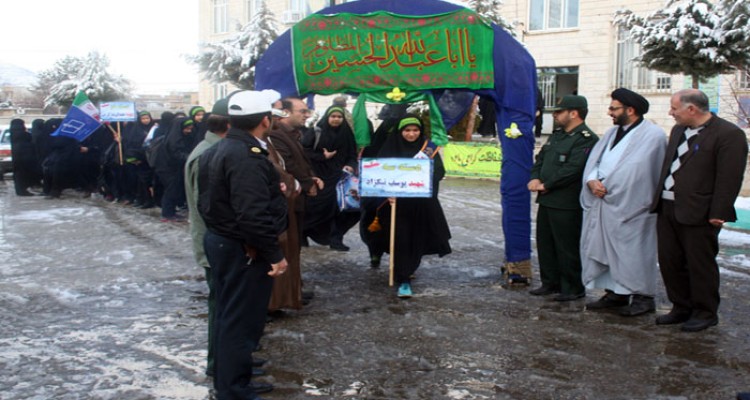  اعزام 200نفر از دانش آموزان شهرستان هرسین به مناطق عملیاتی جنوب کشور