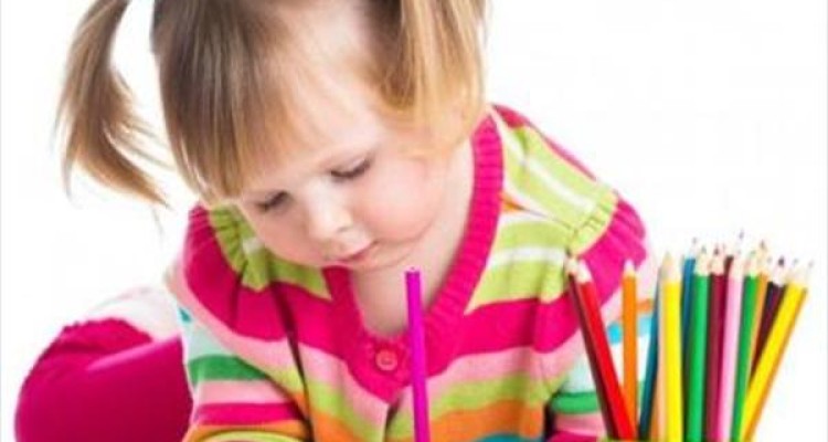 کودکان چپ‌دست را مجبور به «راست‌دستی» نکنید