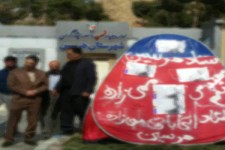 از شعار نویسی بر روی اموال ملت تا مظلوم نمایی یک کاندید غیر بومی در هرسین