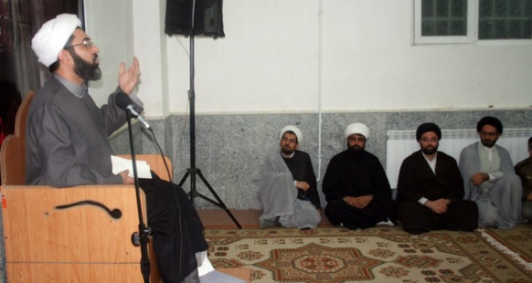 مراسم شهادت حضرت فاطمه(س) در حوزه علمیه امام خمینی(ره) هرسین برگزار شد