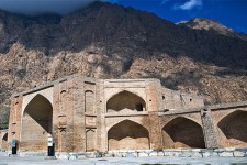 از لحظات به یاد ماندنی در هتل لاله عباسی سایت گردشگری بیستون تا در نظر گرفتن 50کلاس درس با امکانات کامل رفاهی در هرسین و بخش بیستون