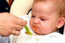 با کودک بدغذا چه کنیم؟