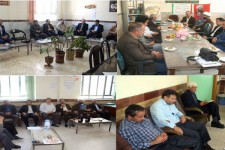 حضور مسئولین شهرستان هرسین در مدارس و تبریک هفته معلم+تصویر