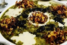 در وعده افطار آش رشته نخورید