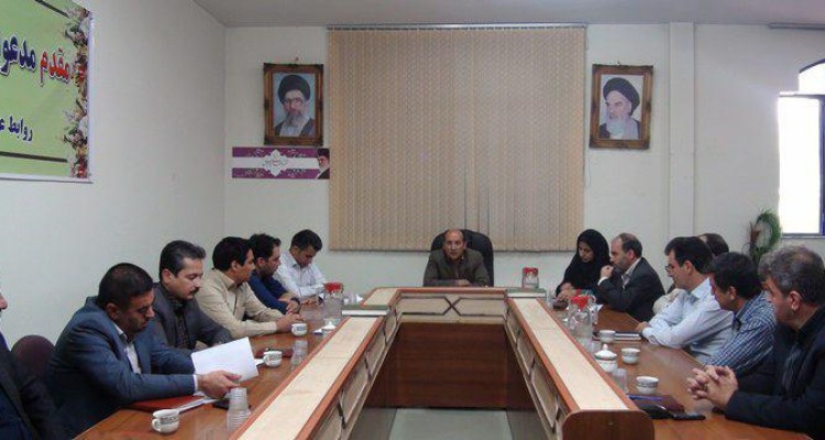 میرزا حسینی: : شناسايي طرح هاي اولويت دار اقتصادي و توليدي زمينه توسعه اشتغال و جذب سرمايه گذاران را فراهم می سازد