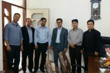 تجلیل از خبرنگار سایت دیوانگاه هرسین توسط یرخی از ادارات شهرستان