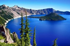 به ندای قلبت گوش بسپار...