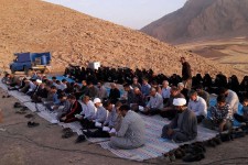 مراسم روح بخش دعای ندبه در هرسین برگزار شد+تصویر