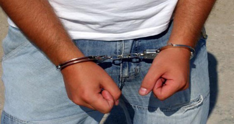 دستگيري عامل تهيه و توزيع داروهاي مخدر در "هرسین"