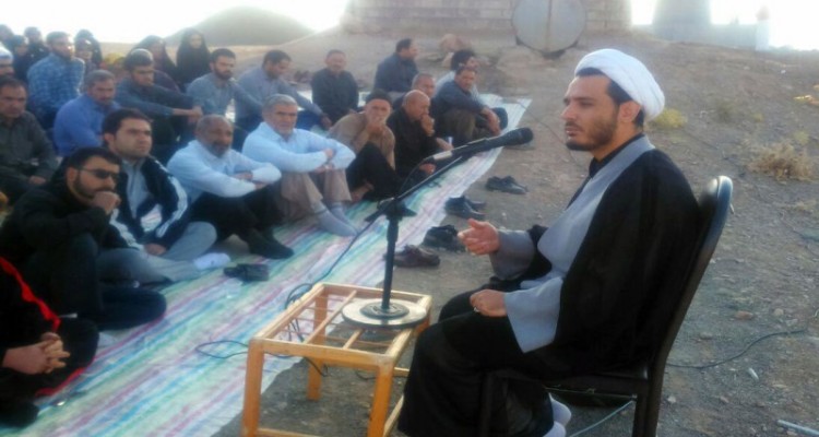 مراسم معنوی دعای ندبه در مزار شهدای گمنام هرسین، 