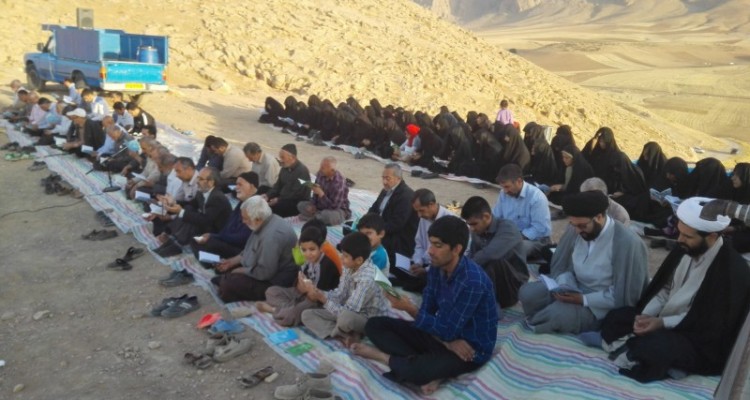 مراسم روح بخش دعای ندبه در هرسین برگزار شد+تصویر