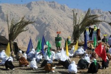 مراسم بازسازی واقعه غدیرخم در هرسین برگزار شد