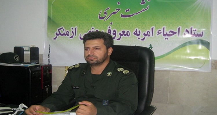 تشریح برنامه های هفته احیاءامربه معروف ونهی ازمنکر در هرسین/سرهنگ محمدی: امربه معروف ونهی ازمنکر جامعه اسلامی رادربرابرهجمه های دشمن بیمه می کند