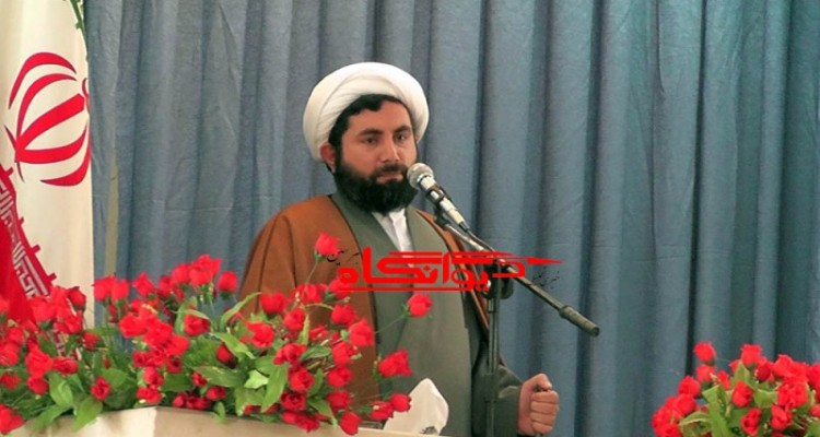 امروز بیشتر ناراحتی مردم از فاصله گرفتن برخی مسئولین از آرمانهاست/ مردم برای نجات آتشنشانانی که زیر آوار گرفتار شده اند دعا کنند