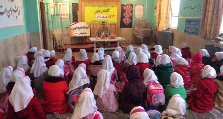 برگزاري25گفتمان ديني درمدارس هرسين وبيستون