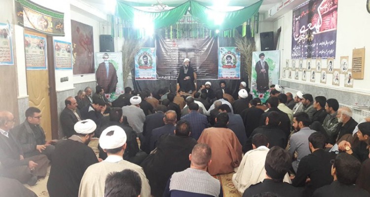 مراسم یادواره شهدای روحانی و مدافع حرم در هرسین برگزار شد+تصویر