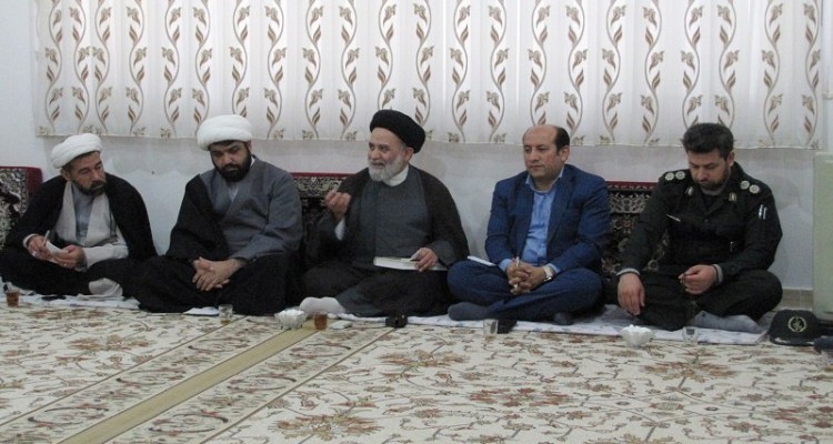 حجت الاسلام باقری : از مردم میخواهیم که در بحث کمک به بازسازی عتبات عالبات مشارکت کنند/ حجت الاسلام ضیغمیان: کمک به بحث بازسازی عتبات عالیات به نحوی دفاع از حرم است 