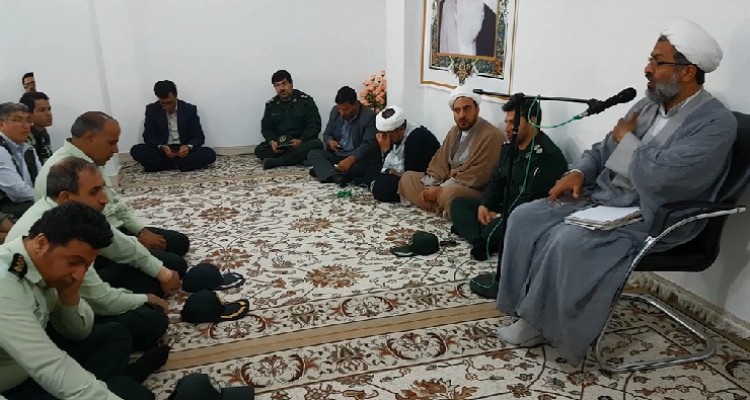 دیدار بسیجیان و مسئولین شهرستان با امام جمعه هرسین/حجت الاسلام اجرایی: دفاع مقدس هویت و یکی از مهمترین گنجینه های ماست