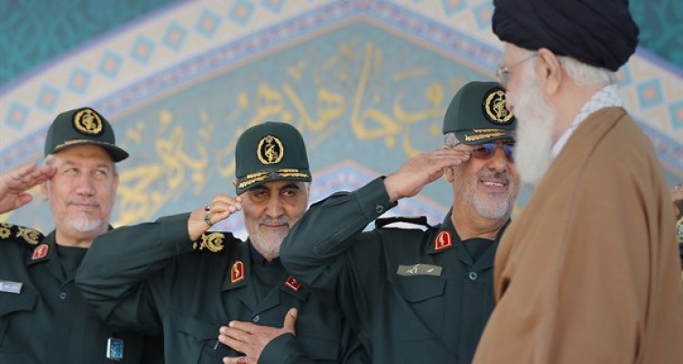 سردار سلیمانی پایان سیطره داعش را به ولی امر مسلمین تبریک گفت