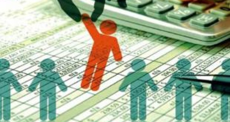 جهانگیری خطاب به رقیب انتخاباتی: شناسایی پولدارها برای حذف یارانه ممکن نیست/ روحانی و نوبخت: یارانه ۳۴ میلیون نفر پر درآمد حذف می شود