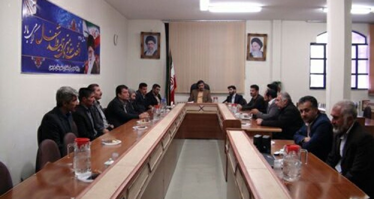 برگزاري كارگاه آموزشي پيشگيري از شيوع بيماريهاي مشترك انسان و دام در هرسین 