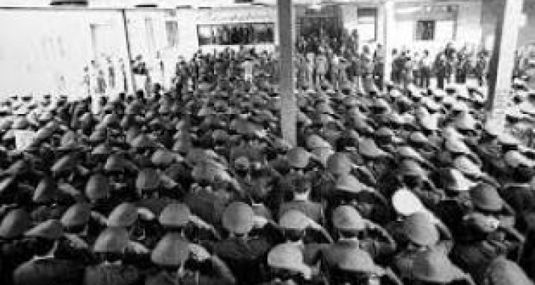 دیداری که تیر خلاصی بر پیکر طاغوت شد