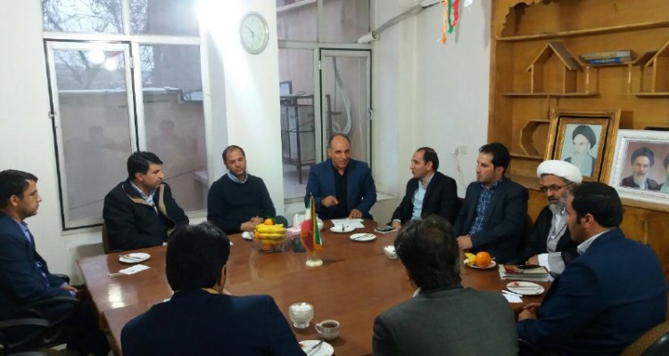 جلسه بررسی وهم اندیشی رفع مشکلات پروژه ساماندهی سراب هرسین(پارک توحید)