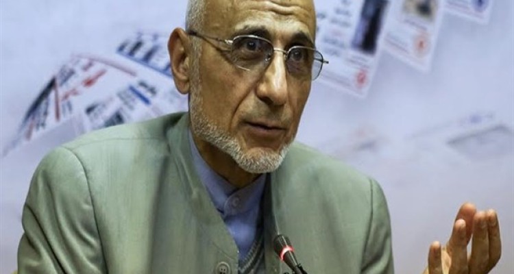 قانون انتخابات شوراها داراى نواقصى است که در شهرهاى بزرگ مانع انتخاب اصلح مى شود/ انتخابات، به لشگرکشى سیاسى شباهت دارد