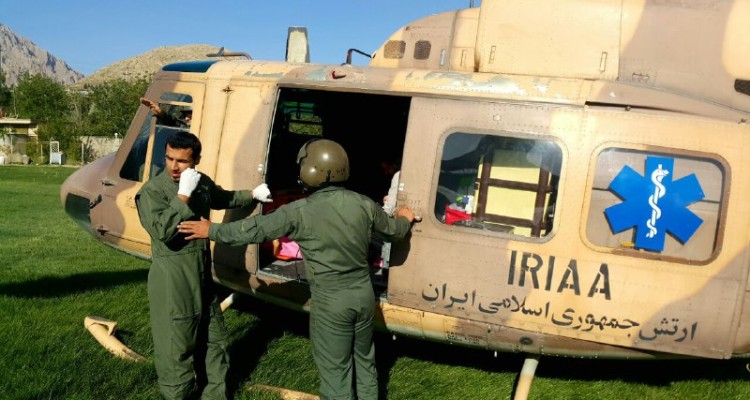 اعزام بیمار تنفسی با بالگرد توسط فوریت های پزشکی در هرسین+تصویر