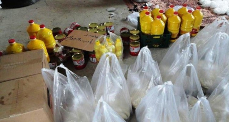 توزیع 70بسته غذایی در بین نیازمندان هرسین